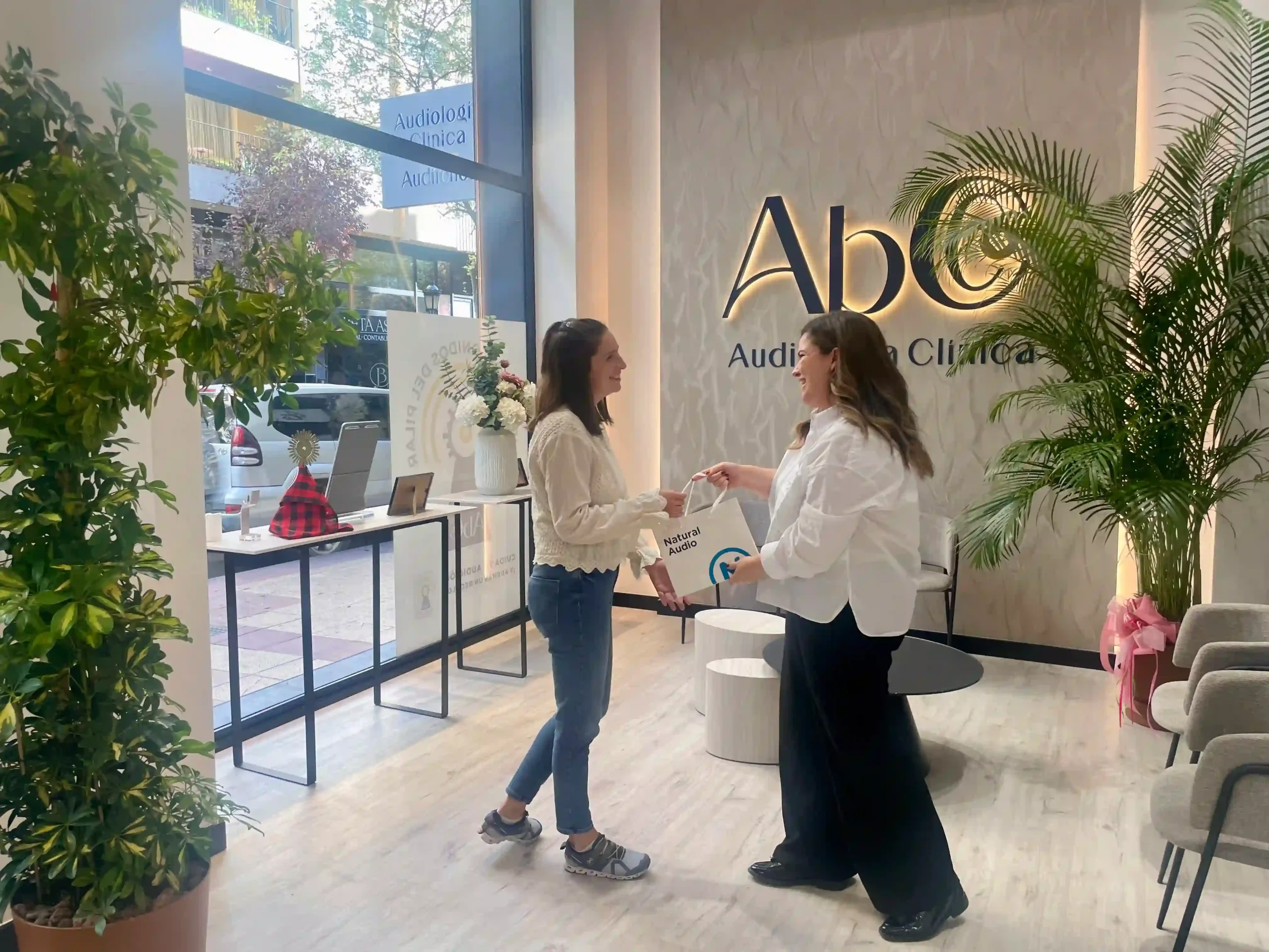 Centro auditivo Zaragoza AbC