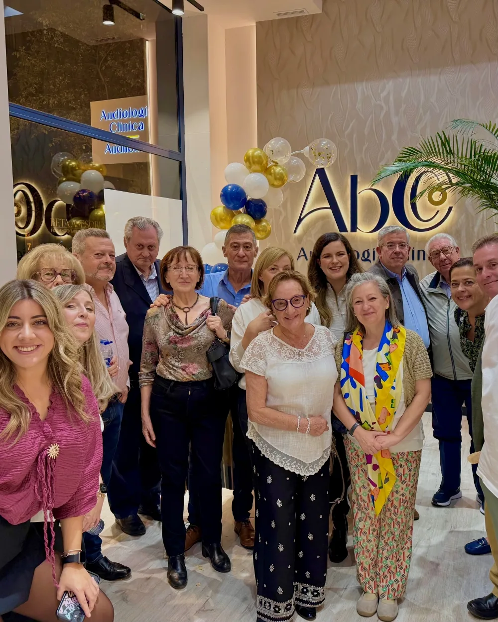 En centro auditivo y audífonos Zaragoza AbC celebramos los 30 años cuidando de la salud auditiva